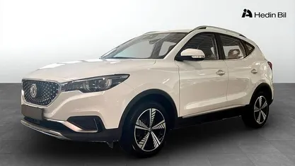 Begagnad MG ZS Luxury 105 kW (143 HK) 2020 Vit SUV