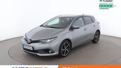 Ljusgrå Begagnad 2018 Toyota Auris Hybrid Halvkombi | 167 000 kr (Marknadspris)
