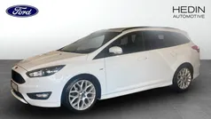 Vit (white) Begagnad 2018 Ford Focus ST-Line Kombi | 169 900 kr (Marknadspris)