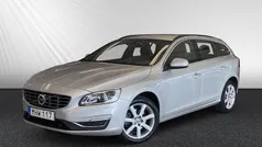 Silver Begagnad 2018 Volvo V60 Momentum Kombi | 169 800 kr (Superpris)