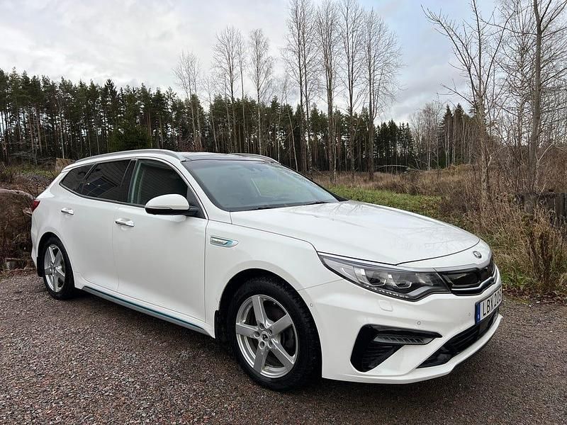 Begagnad 2019 Kia Optima Sport Kombi | 155 000 kr (Marknadspris) - Bild 1/4
