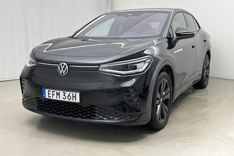 Svart Begagnad 2022 VW ID.5 GTX SUV | 325 000 kr (Marknadspris) - Bild 1/4