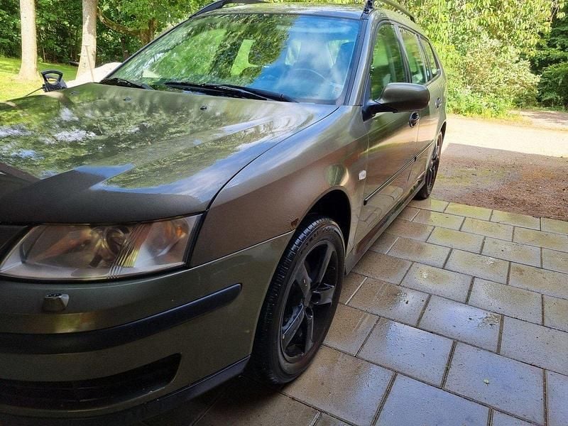 Grön Begagnad 2006 Saab 9-3 Kombi | 14 500 kr (Lite dyr) - Bild 1/4