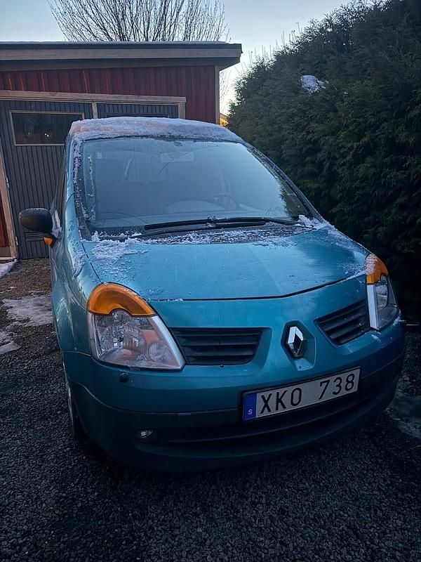 Begagnad Renault Modus 98 HK (72 kW) 2006 Minibuss