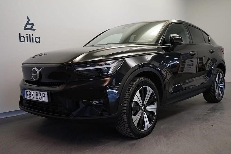 Svart Begagnad 2022 Volvo C40 Single Motor SUV | 339 500 kr (Marknadspris) - Bild 1/3