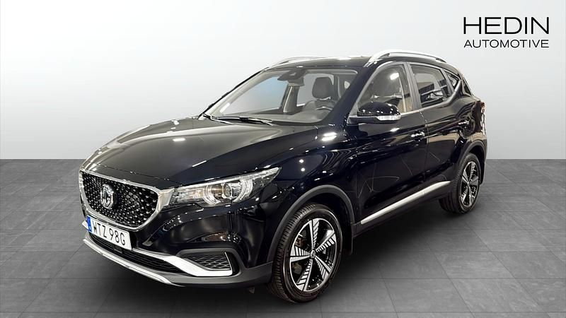 Svart Begagnad 2021 MG ZS Luxury SUV | 149 900 kr (Marknadspris) - Bild 1/4