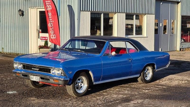 Blå Begagnad 1966 Chevrolet Chevelle Sport Sportkupé | 229 000 kr - Bild 1/4