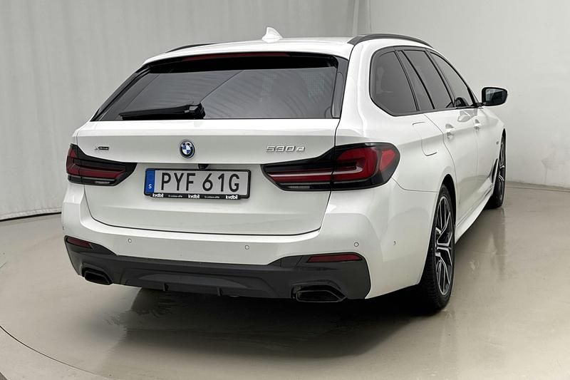 Begagnad BMW 530 M Sport 292 HK (214 kW) 2023 Vit Kombi