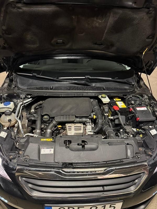 Begagnad Peugeot 308 SW 110 HK (80 kW) 2015 Kombi