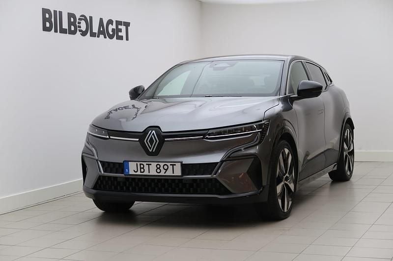 Grå Begagnad 2022 Renault Mégane Techno Halvkombi | 319 800 kr (Dyr) - Bild 1/4