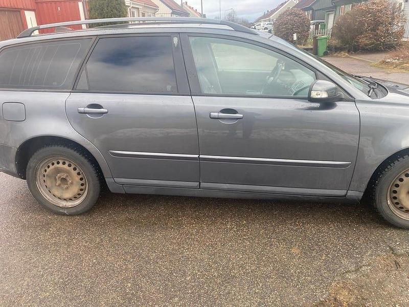 Begagnad Volvo V50 180 HK (132 kW) 2007 Kombi