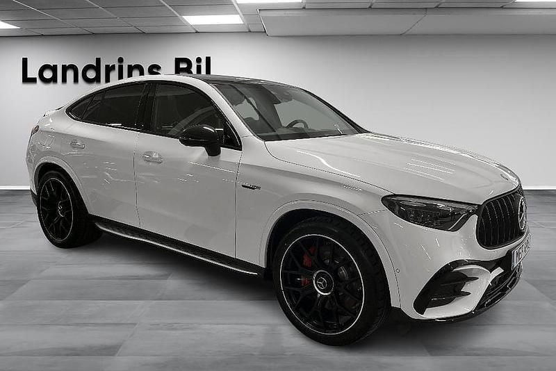 Begagnad Mercedes GLC63 AMG AMG 476 HK (350 kW) 2023 Vit Sportkupé