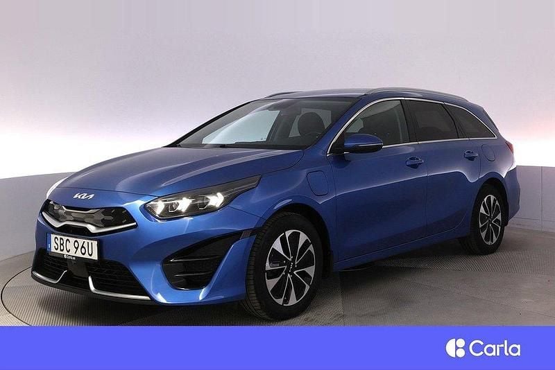 Blå Begagnad 2022 Kia Ceed Sportswagon Advance Kombi | 244 900 kr (Marknadspris) - Bild 1/4