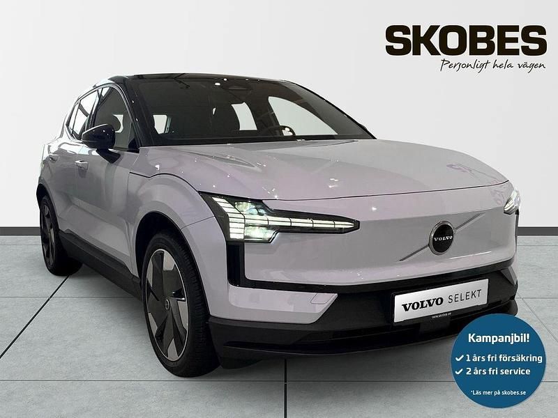 Ljusblå (blå) Begagnad 2024 Volvo EX30 Plus SUV | 389 000 kr - Bild 1/3