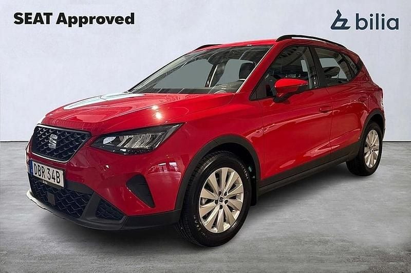 Röd Begagnad 2023 Seat Arona SUV | 189 000 kr (Marknadspris) - Bild 1/4