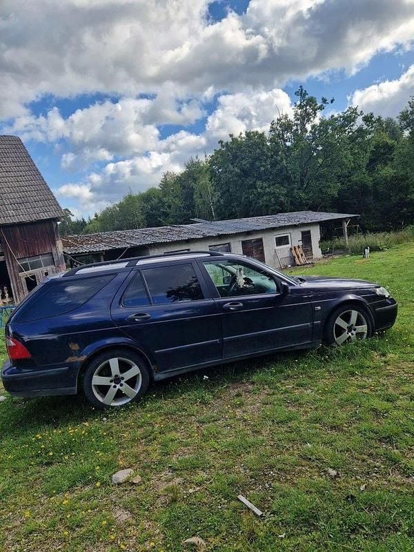Blå Begagnad 2002 Saab 9-5 Kombi | 2 500 kr (Superpris) - Bild 1/4