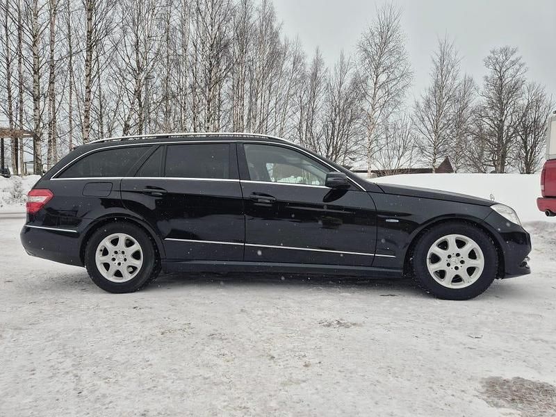 Begagnad Mercedes E220 170 HK (125 kW) 2012