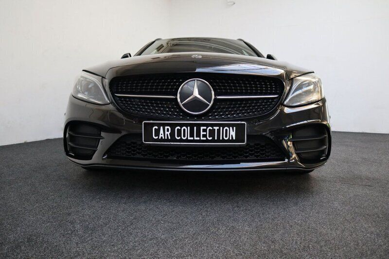 Begagnad Mercedes C300e AMG line 306 HK (225 kW) 2021 Svart Kombi
