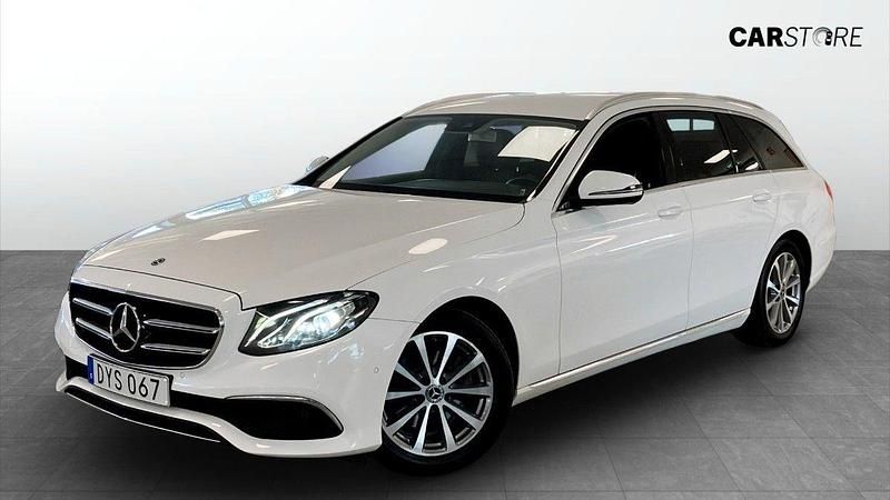 Vit (white) Begagnad 2019 Mercedes 200 Kombi | 229 000 kr - Bild 1/4