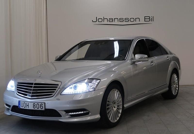 Silver Begagnad 2010 Mercedes S350 AMG Sedan | 239 900 kr - Bild 1/4