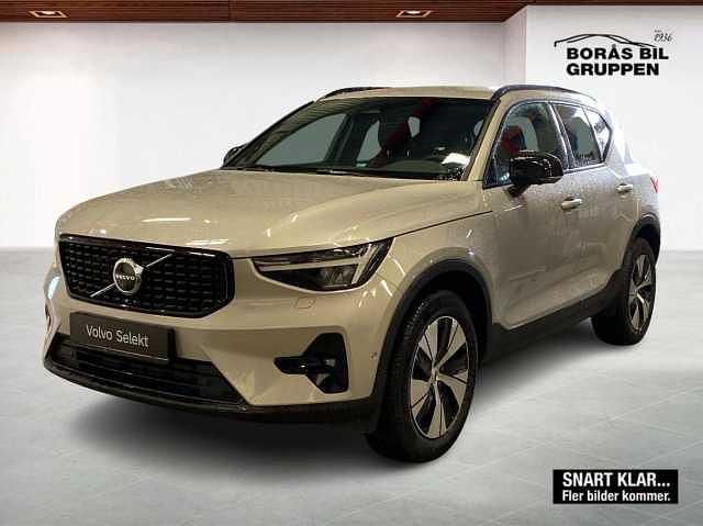Begagnad 2025 Volvo XC40 SUV | 399 000 kr (Lite dyr) - Bild 1/4