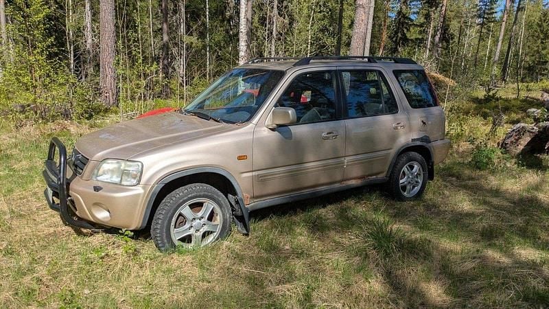 Gul Begagnad 2001 Honda CR-V SUV | 10 000 kr - Bild 1/4