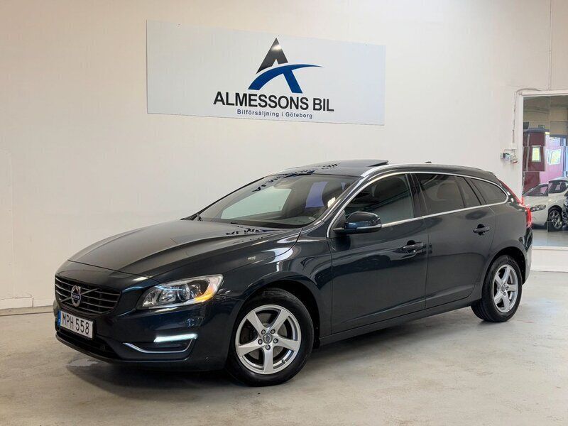 Grå Begagnad 2014 Volvo V60 Summum Kombi | 129 900 kr (Marknadspris) - Bild 1/4