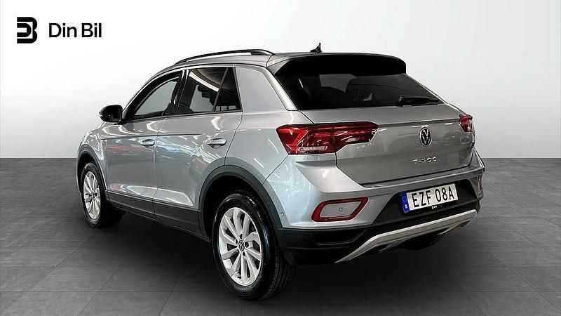 Begagnad VW T-Roc Life 150 HK (110 kW) 2024 Silver SUV