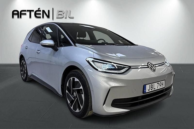 Begagnad VW ID.3 Pro Performance 239 kW (326 HK) 2024 Silver Halvkombi