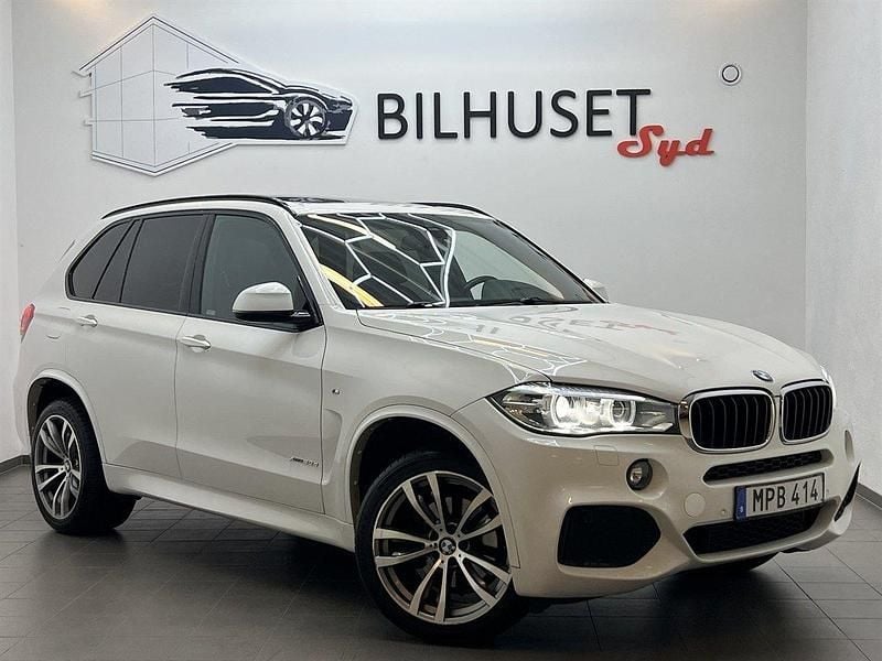 Vit Begagnad 2014 BMW X5 M Sport SUV | 278 500 kr (Dyr) - Bild 1/4
