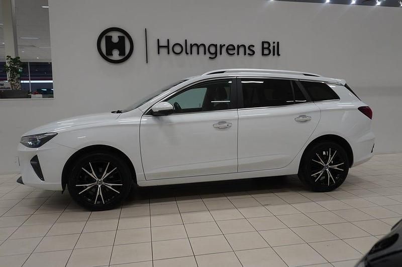 Begagnad MG MG5 EV 114 kW (156 HK) 2022 Vit Kombi