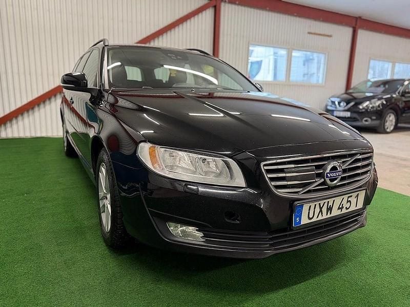 Begagnad Volvo V70 Kinetic 150 HK (110 kW) 2016 Svart Kombi