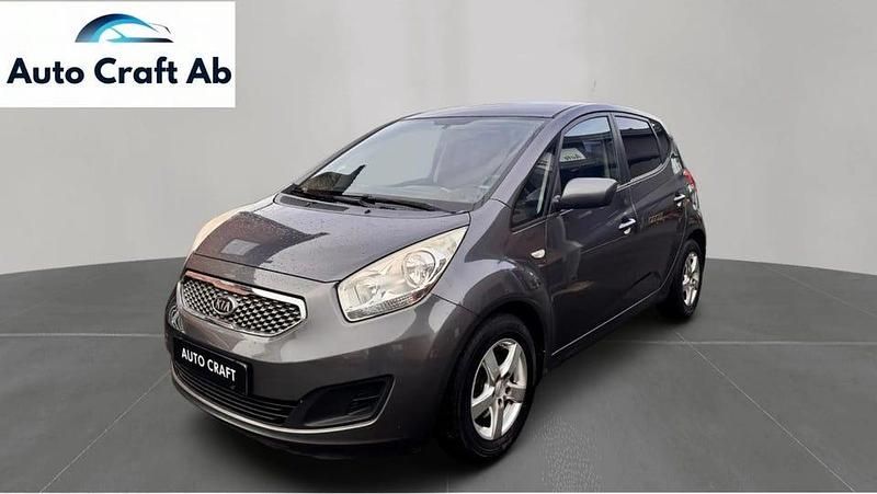 Begagnad Kia Venga 90 HK (66 kW) 2010 Grå Halvkombi