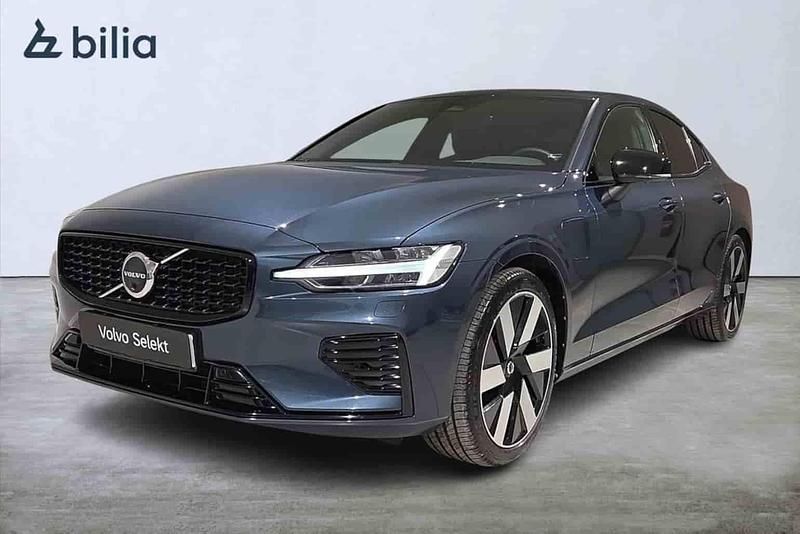 Blå Begagnad 2024 Volvo S60 Sedan | 449 000 kr (Dyr) - Bild 1/1