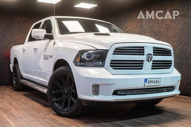 Vit Begagnad 2013 Dodge Ram Pickup | 369 500 kr (Marknadspris) - Bild 1/4