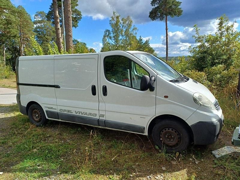 Vit Begagnad 2008 Opel Vivaro Van | 45 000 kr (Superpris) - Bild 1/3
