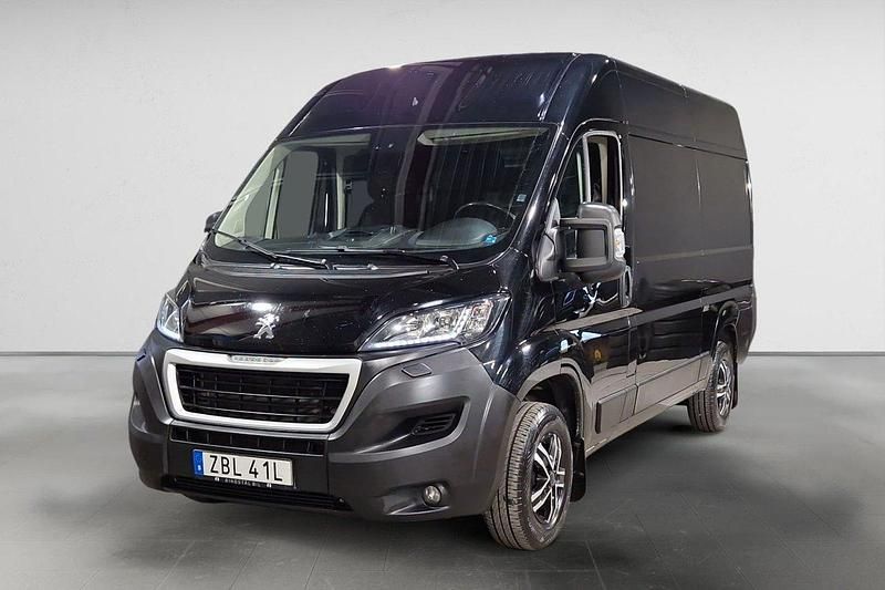 Svart Begagnad 2020 Peugeot Boxer Van | 159 900 kr (Marknadspris) - Bild 1/3