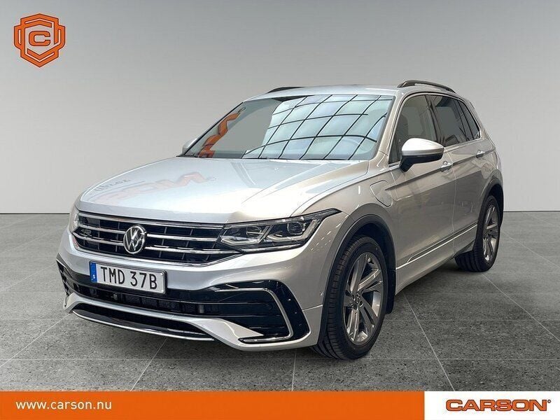 Silver Begagnad 2021 VW Tiguan Active SUV | 327 900 kr (Marknadspris) - Bild 1/3