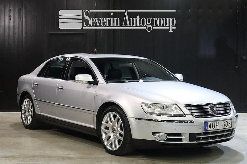 Begagnad VW Phaeton 313 HK (230 kW) 2003 Grå Sedan