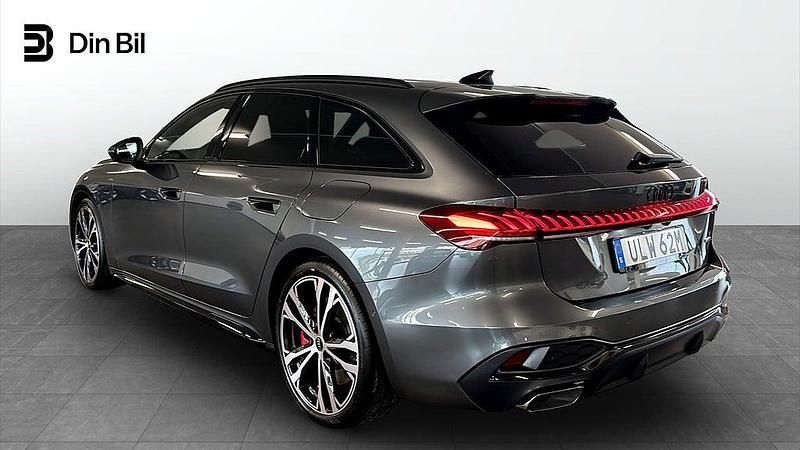 Begagnad Audi A5 S-Line 367 HK (269 kW) 2025 Daytonagrå pärleffekt Sportkupé