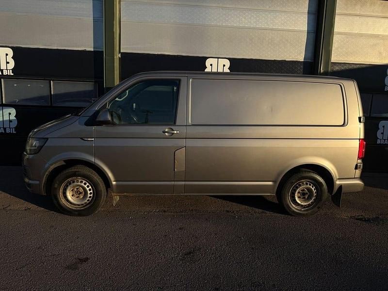 Begagnad VW T6 102 HK (75 kW) 2016 Ljusbrun (brun) Van