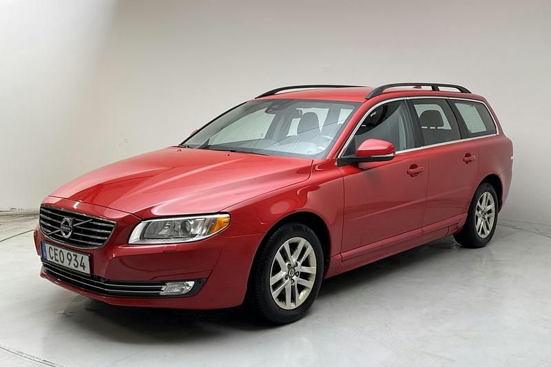 Röd Begagnad 2014 Volvo V70 Momentum Kombi | 119 000 kr - Bild 1/4