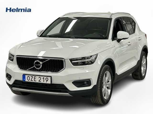 Vit Begagnad 2018 Volvo XC40 SUV | 299 000 kr (Marknadspris) - Bild 1/4