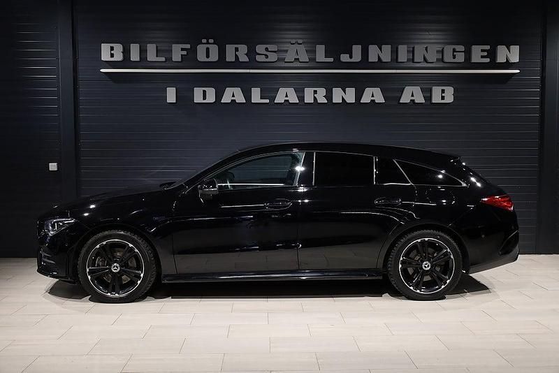 Begagnad Mercedes CLA250e Shooting Brake AMG 160 HK (117 kW) 2020 Svart Kombi