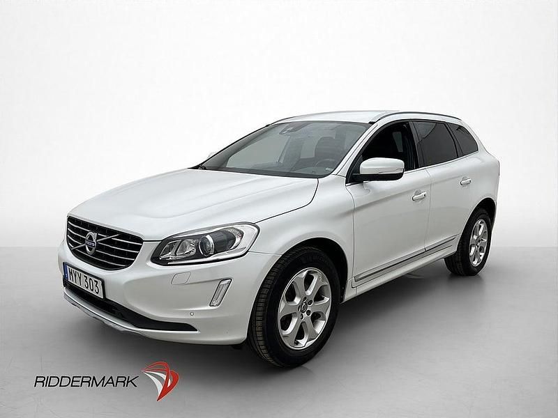 Begagnad Volvo XC60 Summum 150 HK (110 kW) 2016 Vit SUV