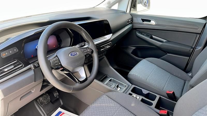 Begagnad Ford Transit 2025 Vit Pickup