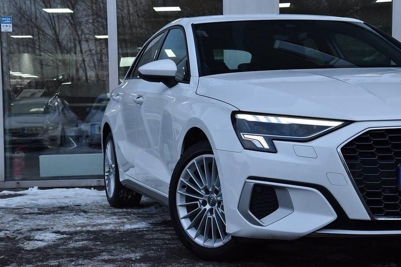 Begagnad Audi A3 150 HK (110 kW) 2021 Vit Sedan