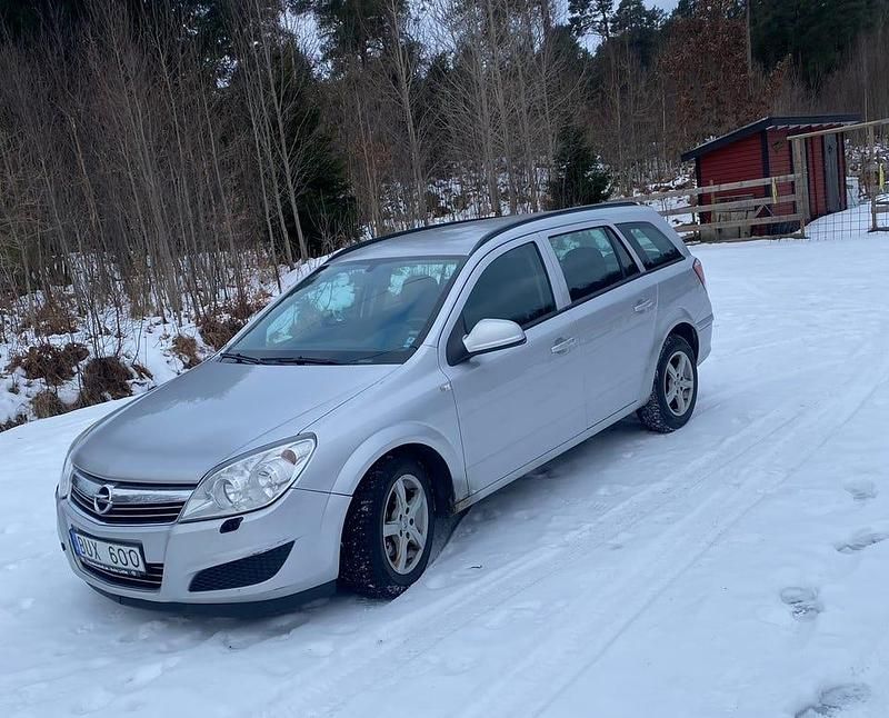 Begagnad 2010 Opel Astra | 29 500 kr (Marknadspris) - Bild 1/4