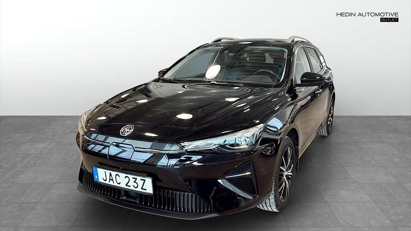 Begagnad MG MG5 EV Luxury 130 kW (177 HK) 2022 Svart Kombi
