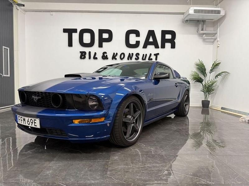 Blå Begagnad 2007 Ford Mustang GT Performance Edition Sportkupé | 159 900 kr (Marknadspris) - Bild 1/4